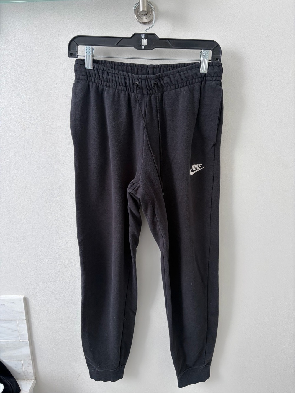 Nike logo mens Black Fleece Jogger Pants small